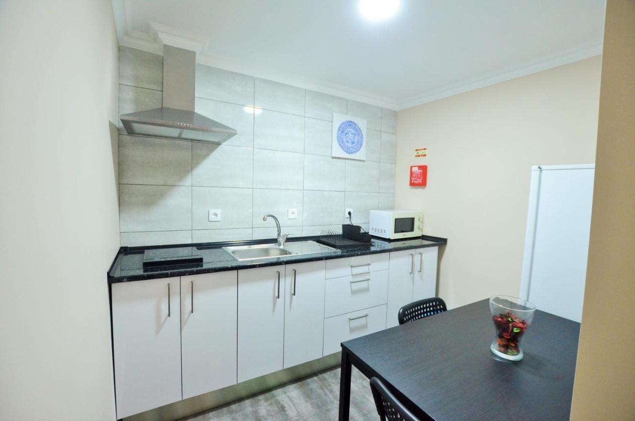 Suites & Apartments - Dp سيتوبال المظهر الخارجي الصورة